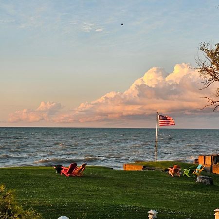 Seaside Lake-Front Cottage Madison 외부 사진