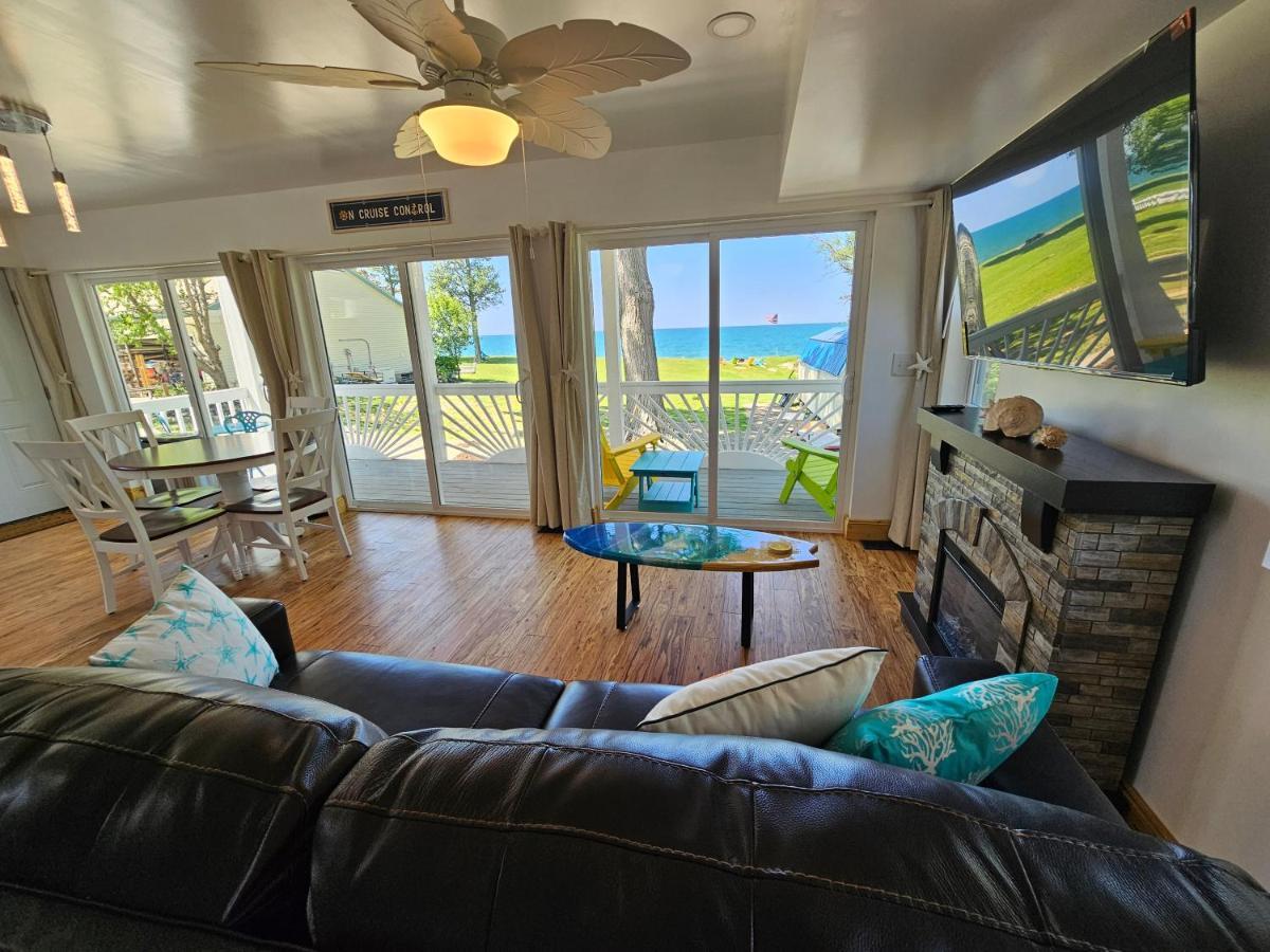 Seaside Lake-Front Cottage Madison 외부 사진